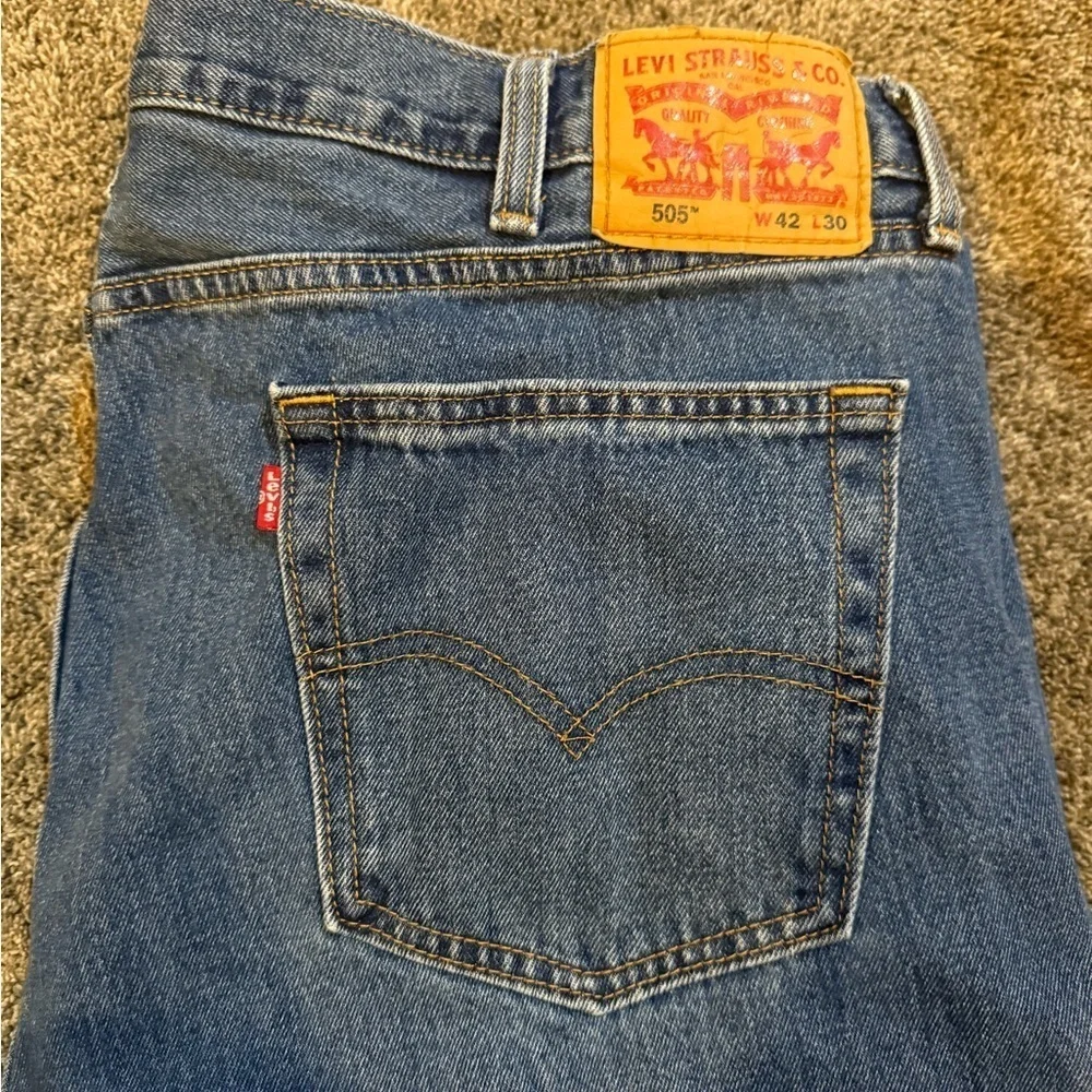 Levi's Classic Straight Blue Jeans. Size 42x30